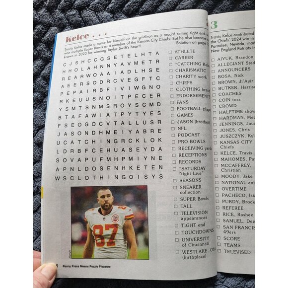 2024 Taylor Swift Special Edition Word Seek Puzzle Book & People Magazine - Picture 4 of 9